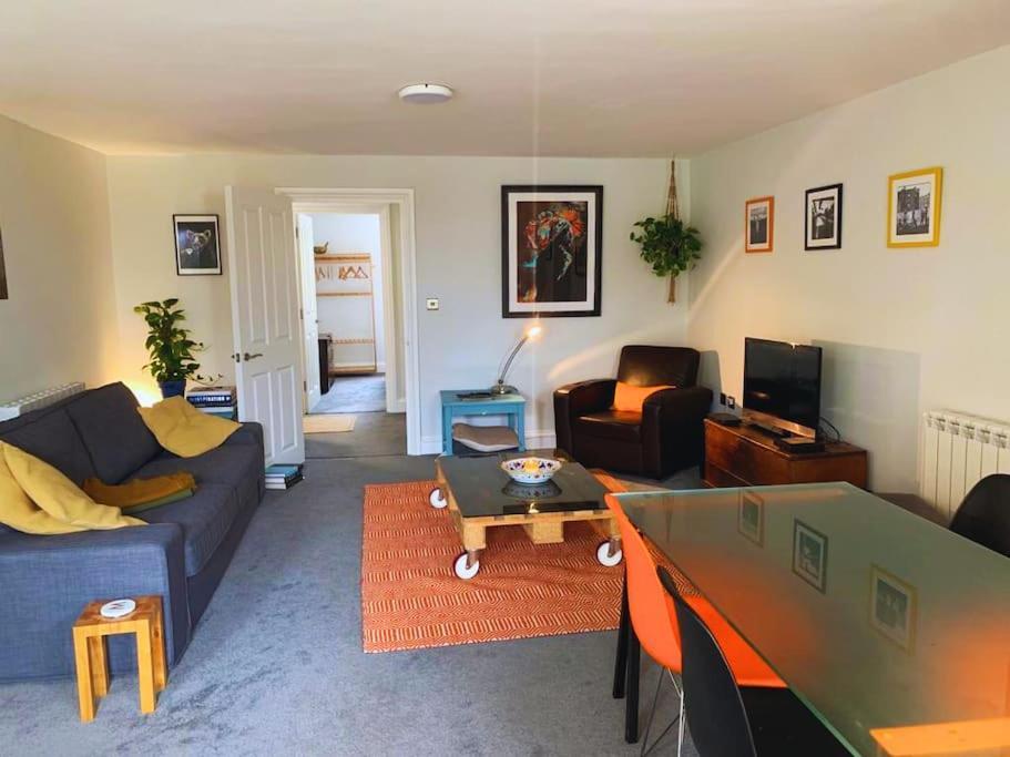 No.2 Folkestone Apartment Bagian luar foto